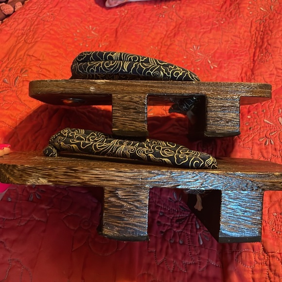 Authentic Japanese Geta Wooden Shoes - Picture 3 of 7